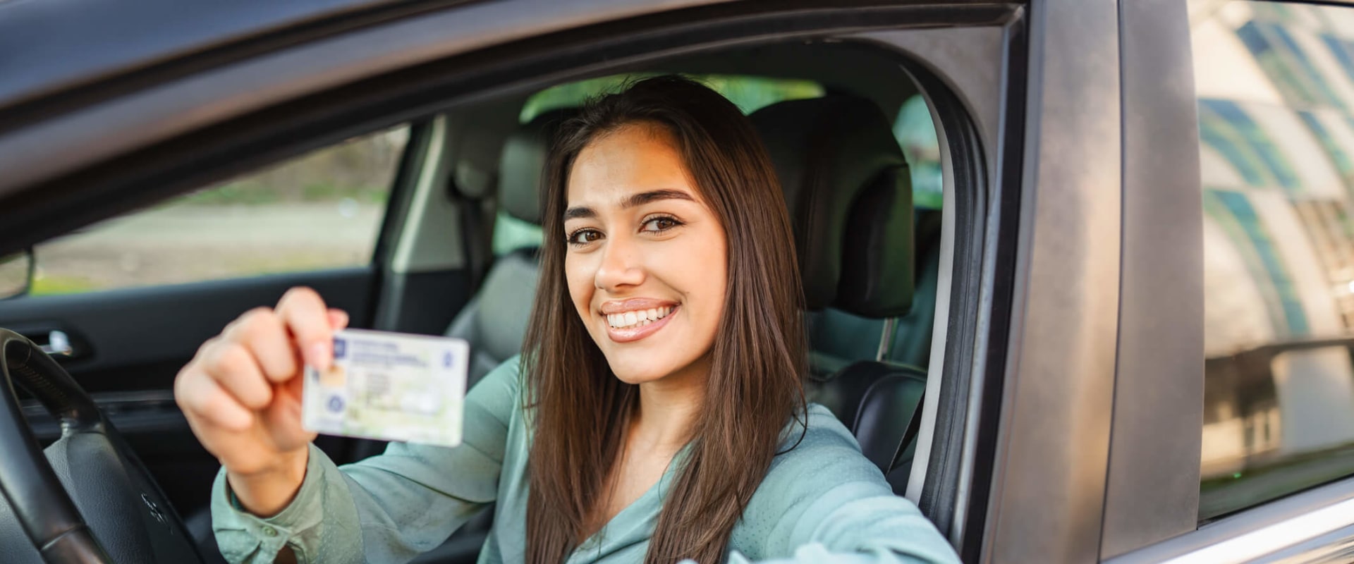 How much does a single driving lesson cost?
